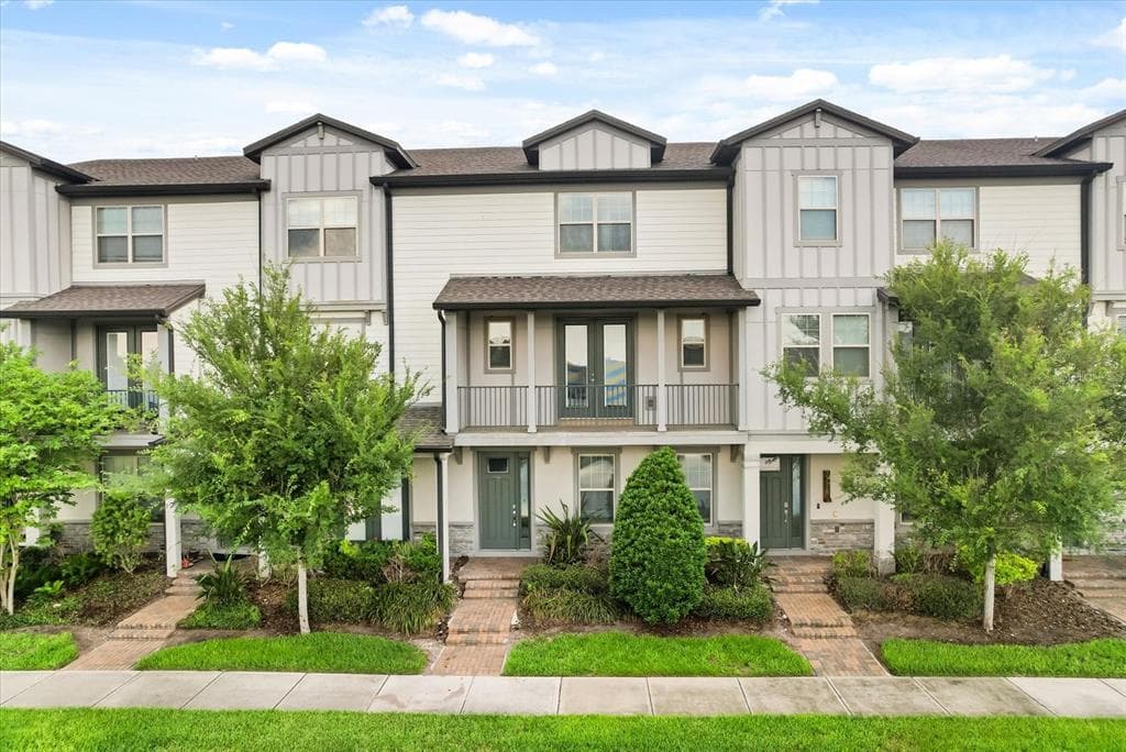 7724 SWEET STAR AVENUE - Imagen 1