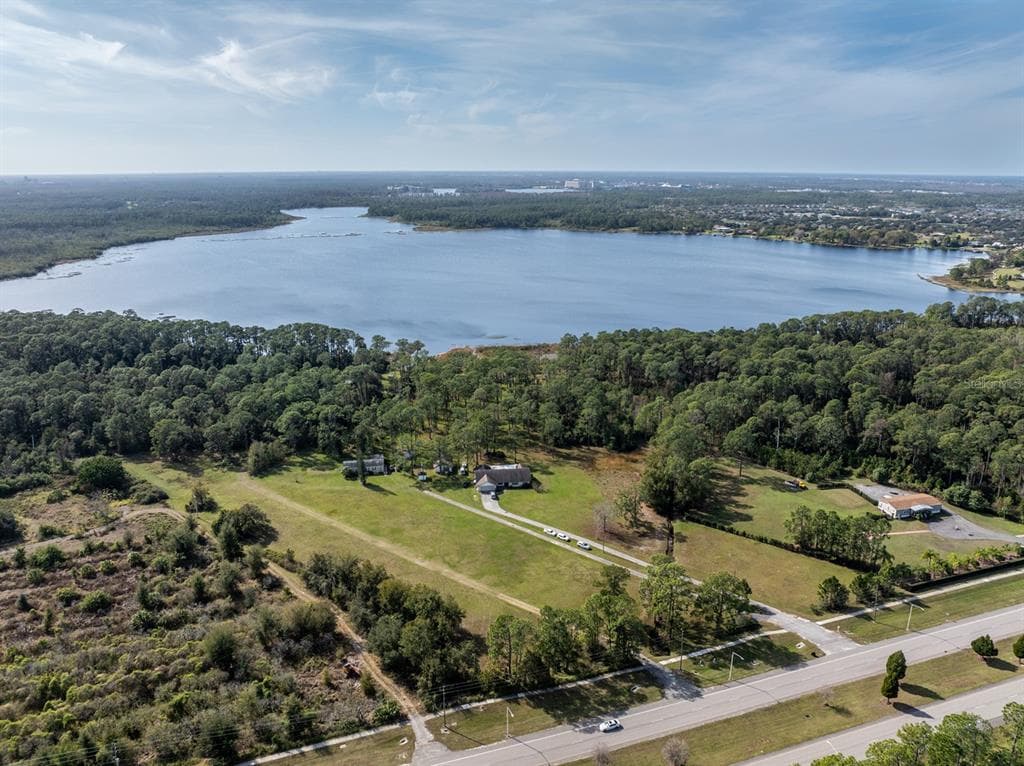 8834 WINTER GARDEN VINELAND ROAD - Imagem 1